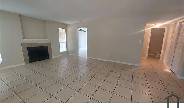 2 bed, $1,875 — Photo 2