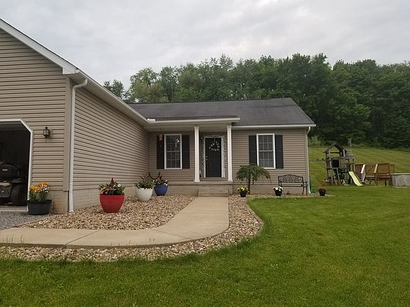 49523 Quay Rd..2.5 acres