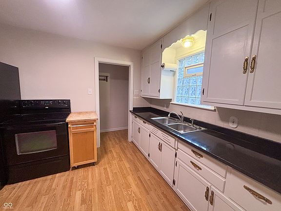 4th image of 1107 N Drexel Ave