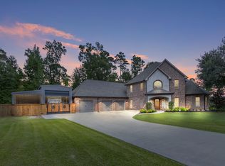 1828 Burnette Bay Dr, Lake Charles, LA 70611