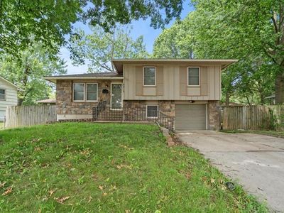 8818 James A Reed Rd, Kansas City, MO, 64138