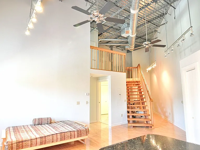 700 Market St #209 — Photo 4