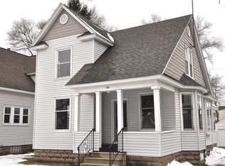 105 E 15th St, Holland, MI 49423
