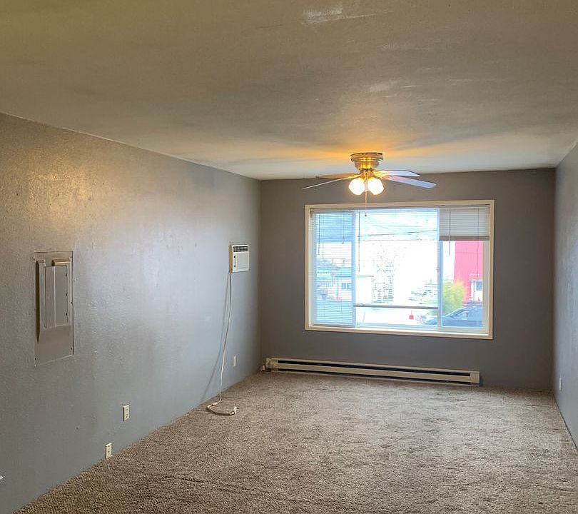 2nd image of 1217 W Woodin Ave Unit 6
