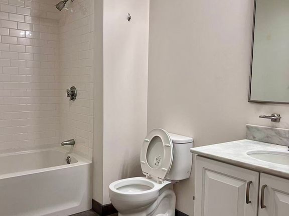 4th image of 120 Mountfort St APT 404