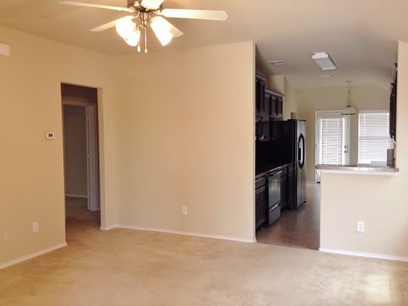 2nd image of 1216 Silver Maple Ln