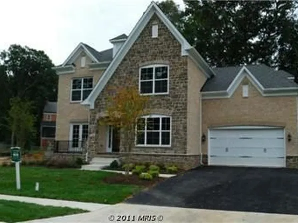 7245 Windsor Ln, Hyattsville, MD 20782