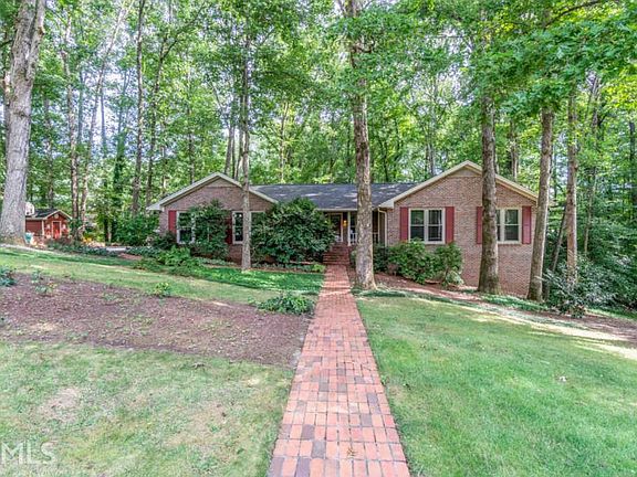 3rd image of 4282 King James Ct