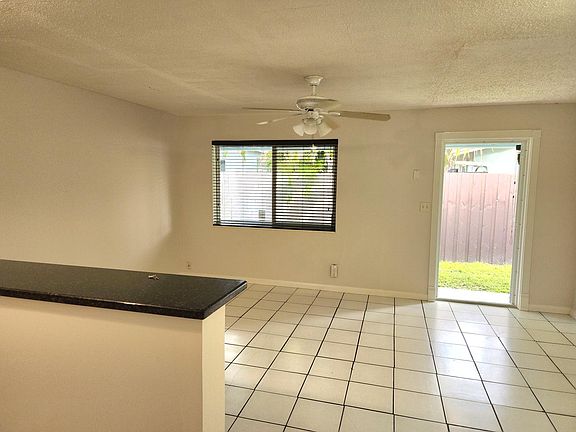 3rd image of 750 SW 2nd St #2