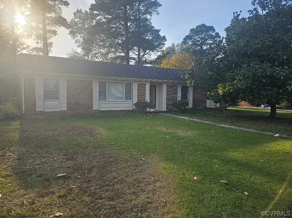 100 Salisbury Rd, Colonial Heights, VA 23834
