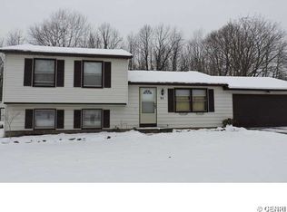 95 Elmford Rd, Rochester, NY 14606