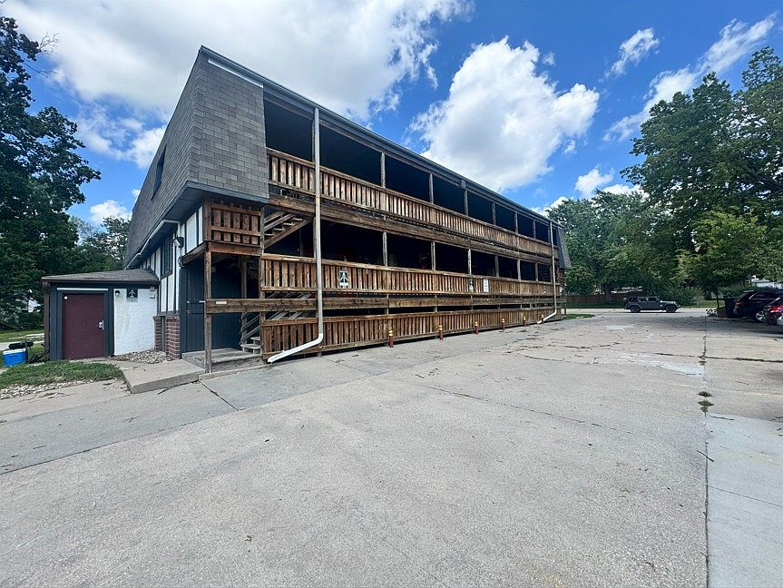 1st image of 341 S 27th St #10