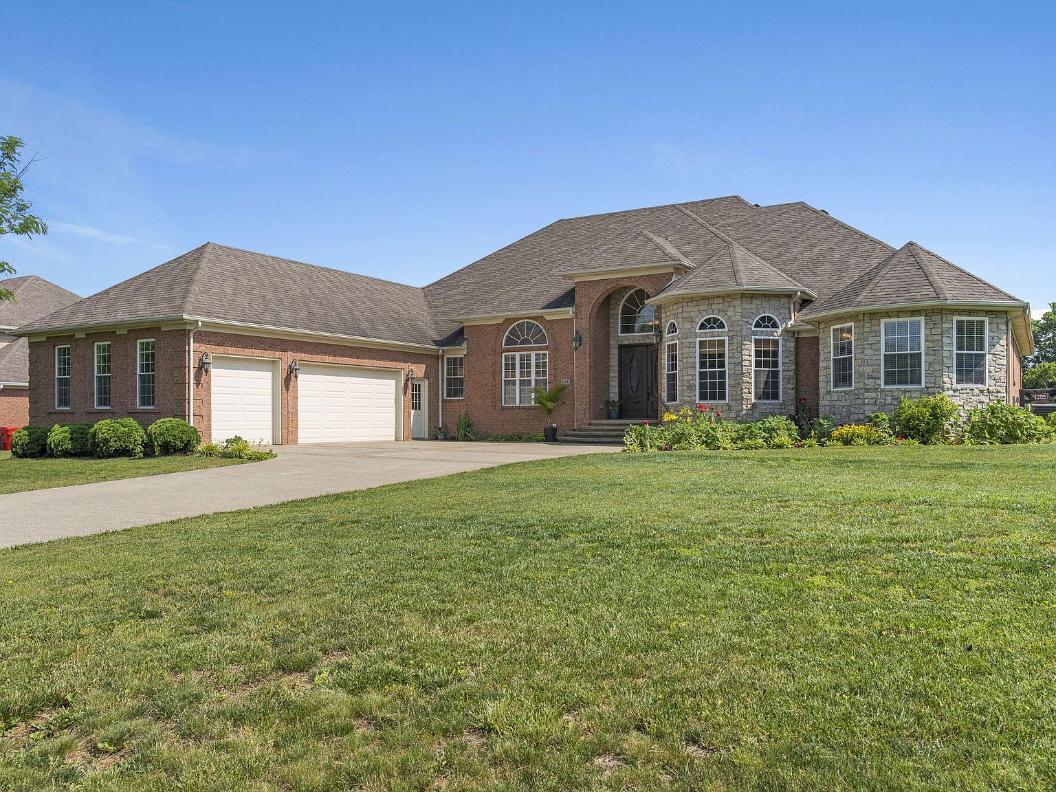 102 Colonial Dr, Versailles, KY 40383 MLS 23010820 Zillow