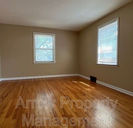 5th image of 1515 S 11th St Unit 6