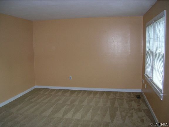 2nd image of 3009 Waddington Dr #3009