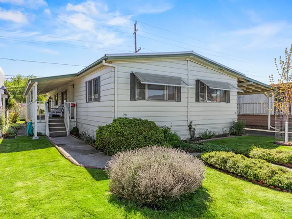 3500 Summers Ln Unit 28, Klamath Falls, OR 97603