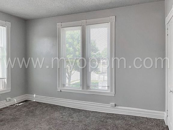 3rd image of 3016 Pacific St APT 4