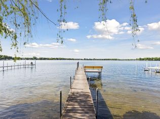 3335 Crystal Bay Rd, Wayzata, MN 55391