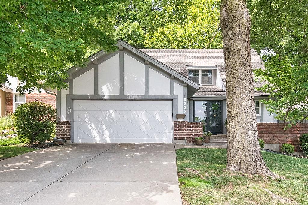 10232 Edelweiss Cir, Merriam, KS 66203 Zillow