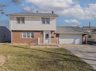514 Trail Rdg, Council Bluffs, IA 51503