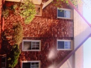 11 Ferncliff Rd, Bloomfield, NJ 07003