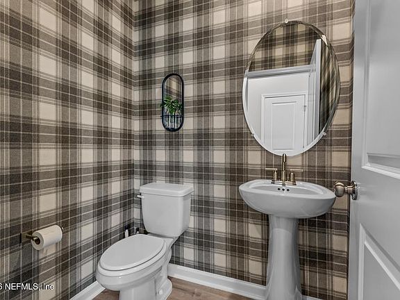 7th image of this home