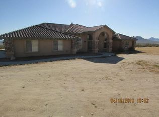 17608 Ouray Rd, Apple Valley, CA 92307