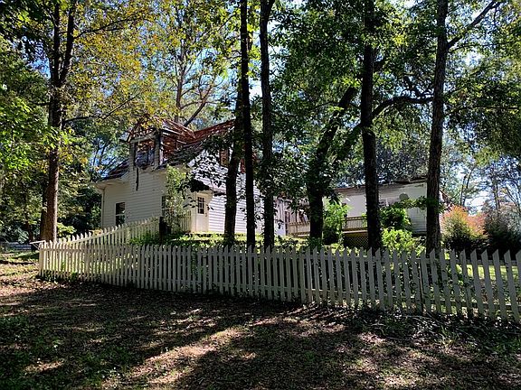 5th image of 4501 Golden Oaks Dr