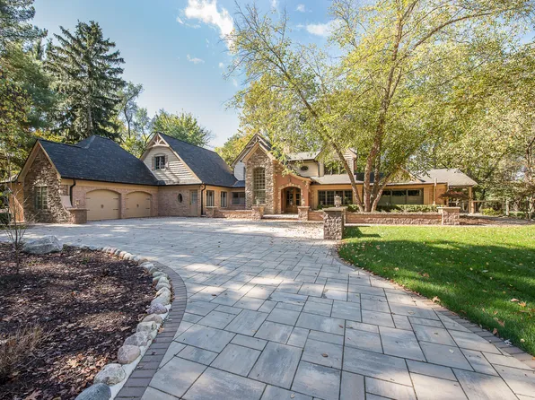 2891 Gale Rd, Ann Arbor, MI 48105
