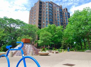 1235 Yale Pl APT 108, Minneapolis, MN 55403