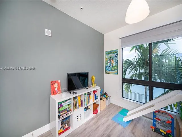 4640 NW 84th Ave — Photo 9