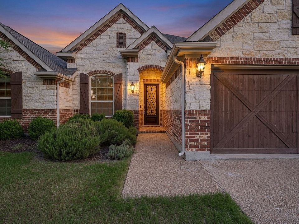1st image of 2721 Driftwood Creek Trl