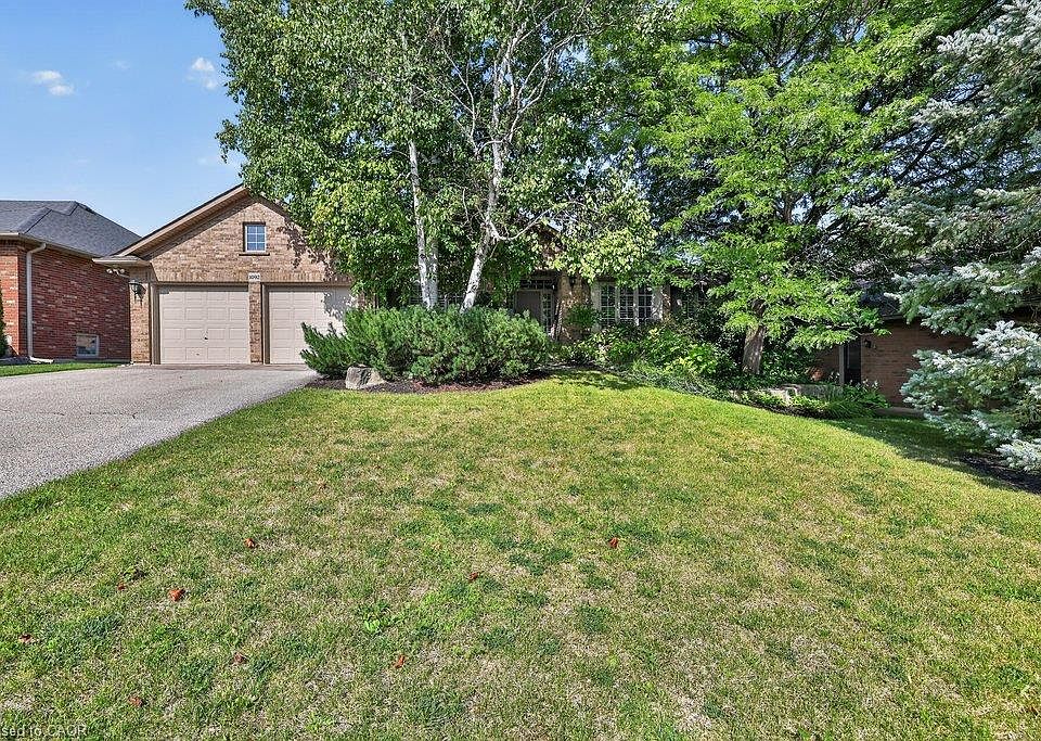 1st image of 1092 Crofton Way