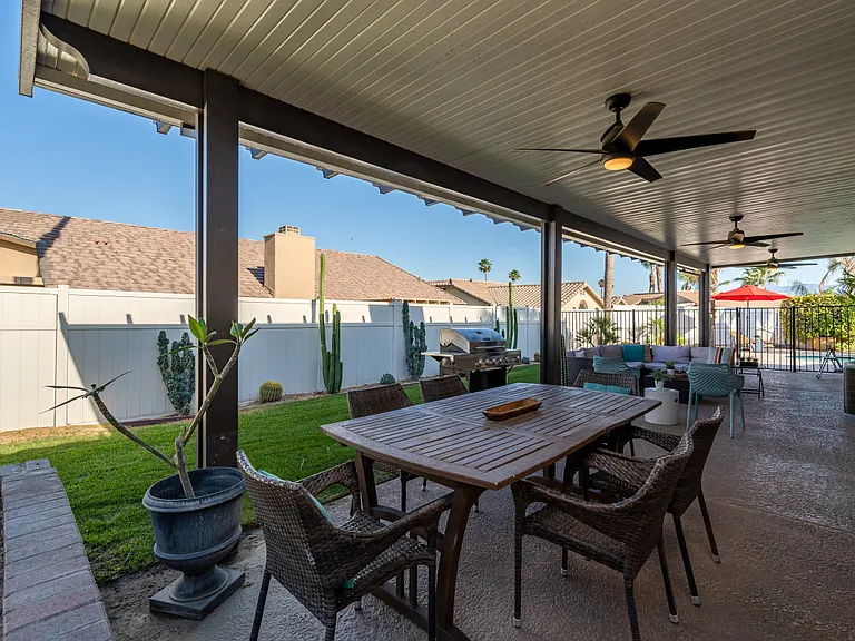 Calico Cir — Photo 10