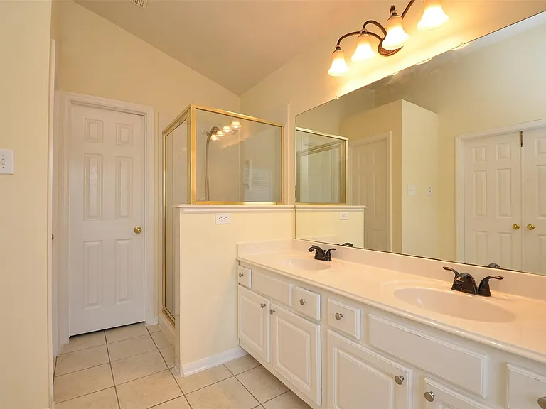 1218 Irish Mist Ct — Photo 36