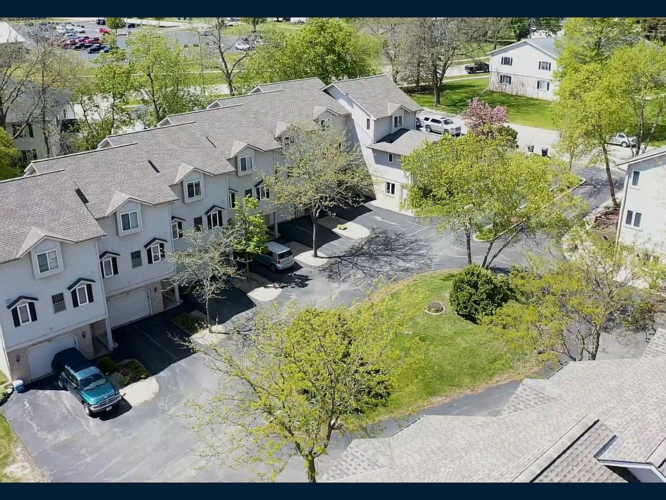 1st image of 444 Meadowridge Cir