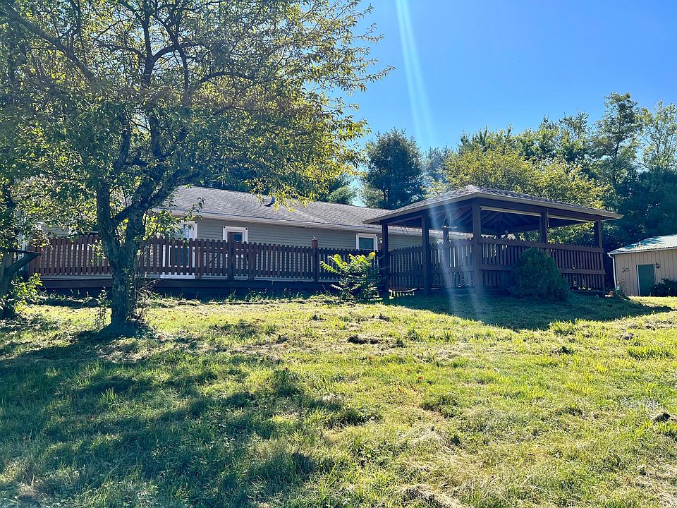 516 Davis St, New Straitsville, OH 43766 Zillow