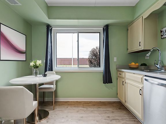 4th image of 7171 175th St APT 1A