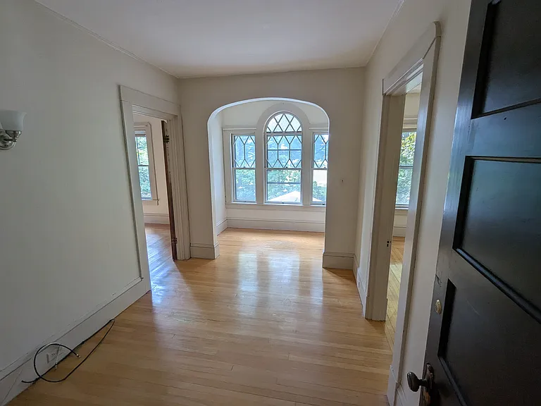 604 Lowell St #604R — Photo 5