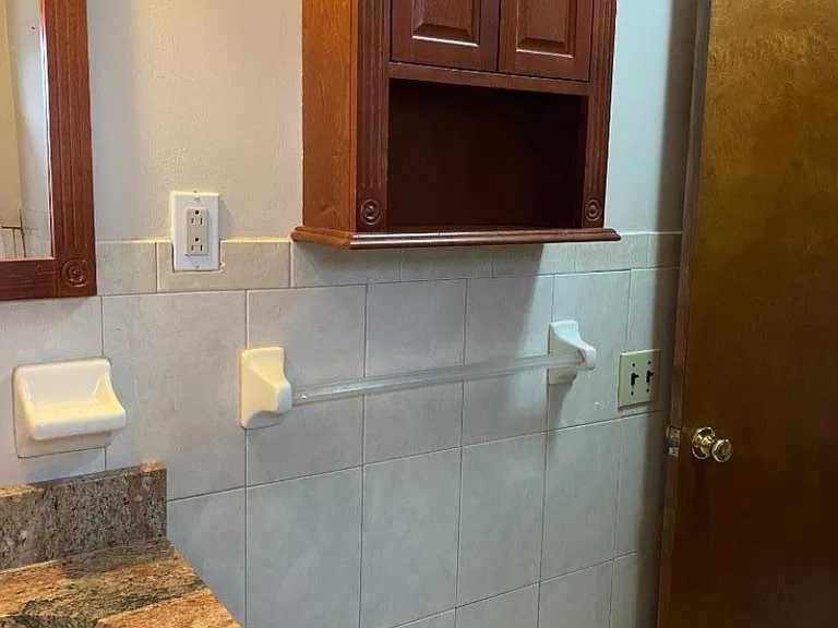 43 Martha Ave #2 — Photo 18