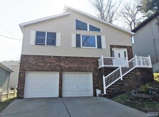 444 Passaic Ave, Hasbrouck Heights, NJ 07604