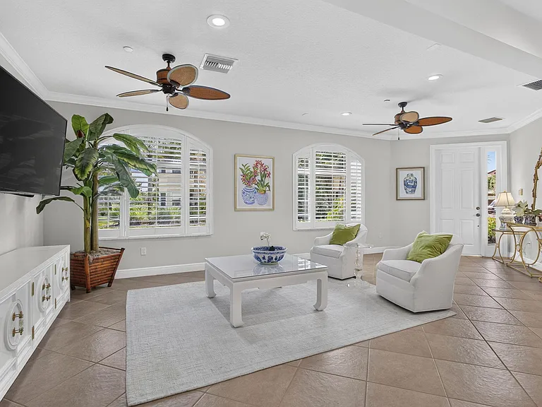 222 Tresana Blvd #44 — Photo 9