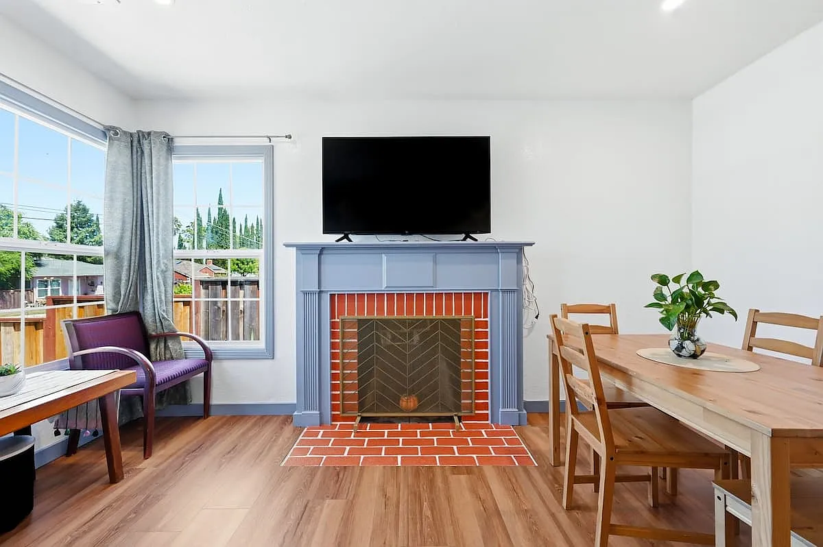 3 bed, 1.5 bath, 1200 sqft, $3,500 — Photo 4