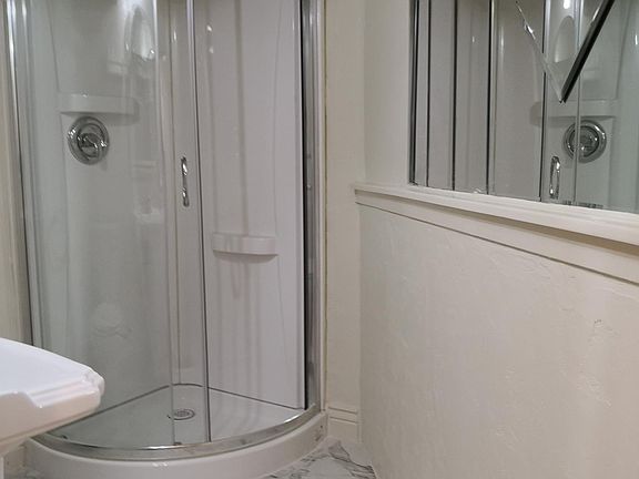 4th image of 21451 Lee Dr #B