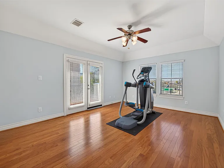 1105 Wagner St — Photo 19