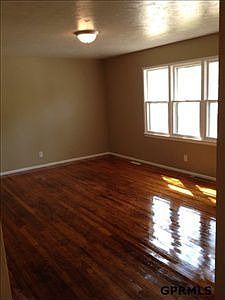 5th image of 2201 Olive St