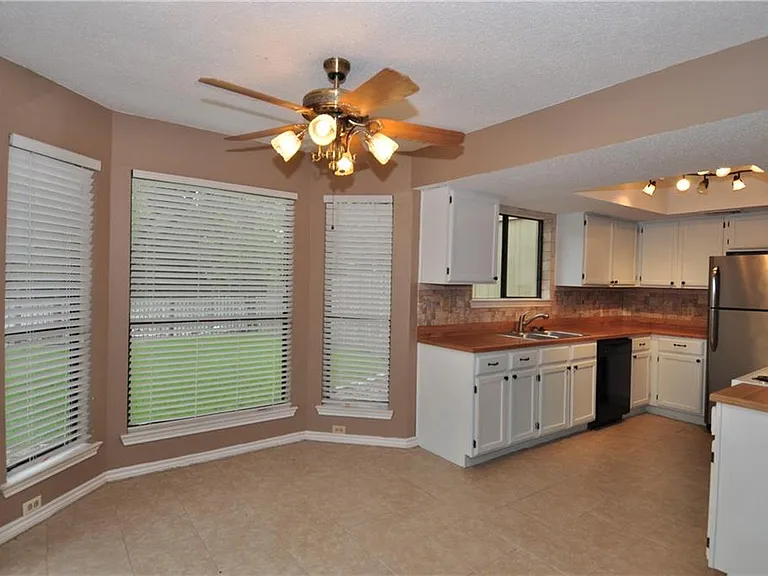 13405 Saddlebrook Trl #B — Photo 18