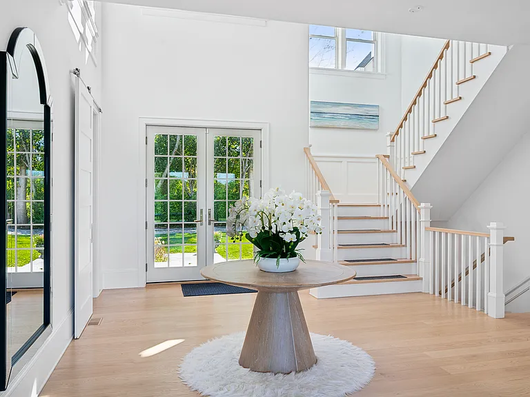 25 Winding Way — Photo 3