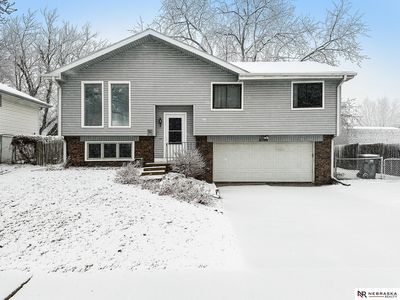6104 NW 6th St, Lincoln, NE, 68521