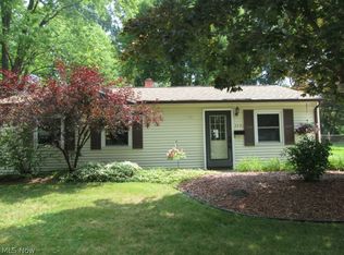 3741 Santom Rd N, Stow, OH 44224